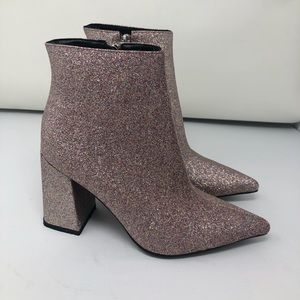 Felicia Boots Glitter NWOB size 7